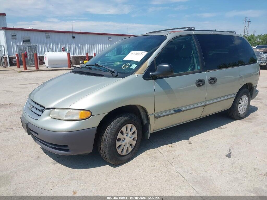 2C4GJ2533YR824666 2000 CHRYSLER VOYAGER photo no. 2