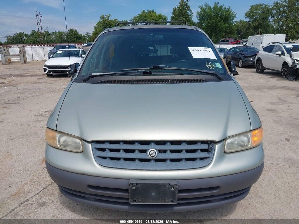 2C4GJ2533YR824666 2000 CHRYSLER VOYAGER photo no. 6