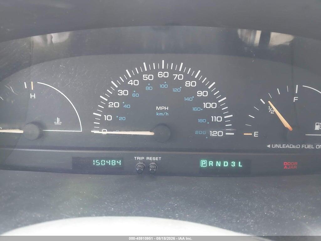 2C4GJ2533YR824666 2000 CHRYSLER VOYAGER photo no. 7