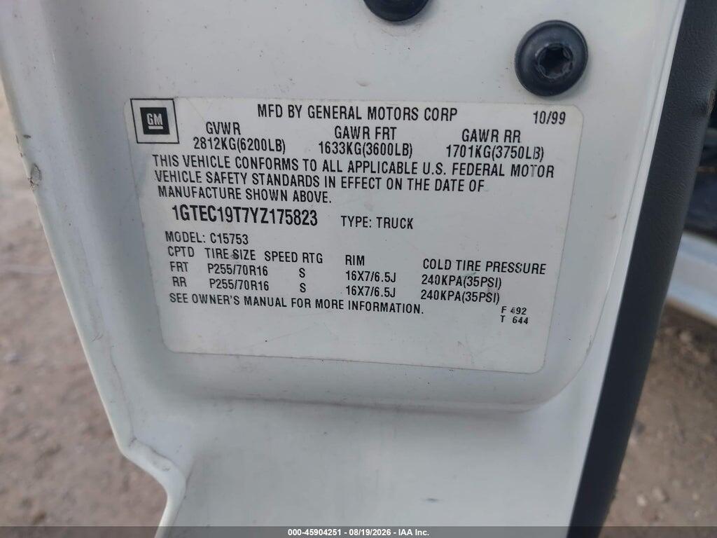 1GTEC19T7YZ175823 2000 GMC SIERRA 1500 photo no. 9