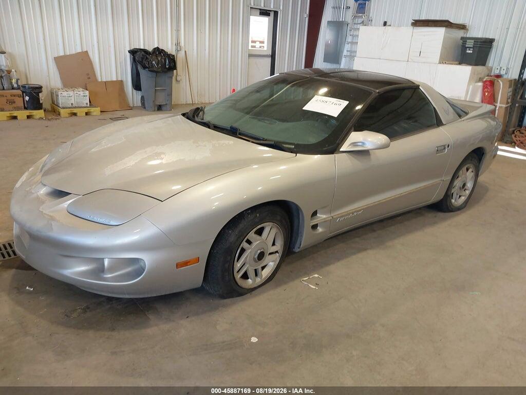2G2FS22K2Y2125790 2000 PONTIAC FIREBIRD photo no. 2