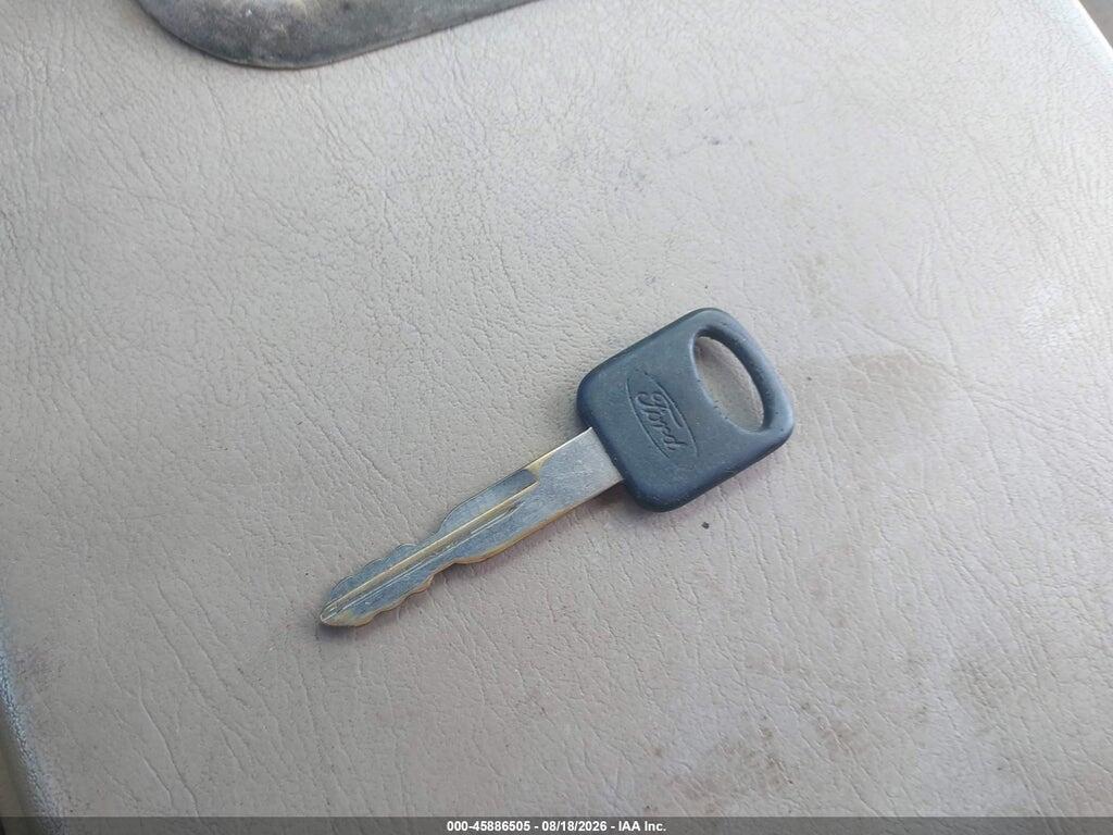 1FTNX21F1YEE46253 2000 FORD F-250 photo no. 11