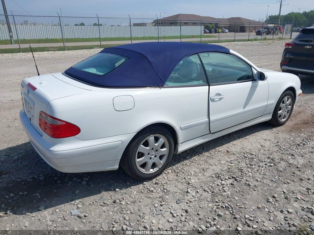 WDBLK65G2YT040301 2000 MERCEDES-BENZ CLK 320 photo no. 4