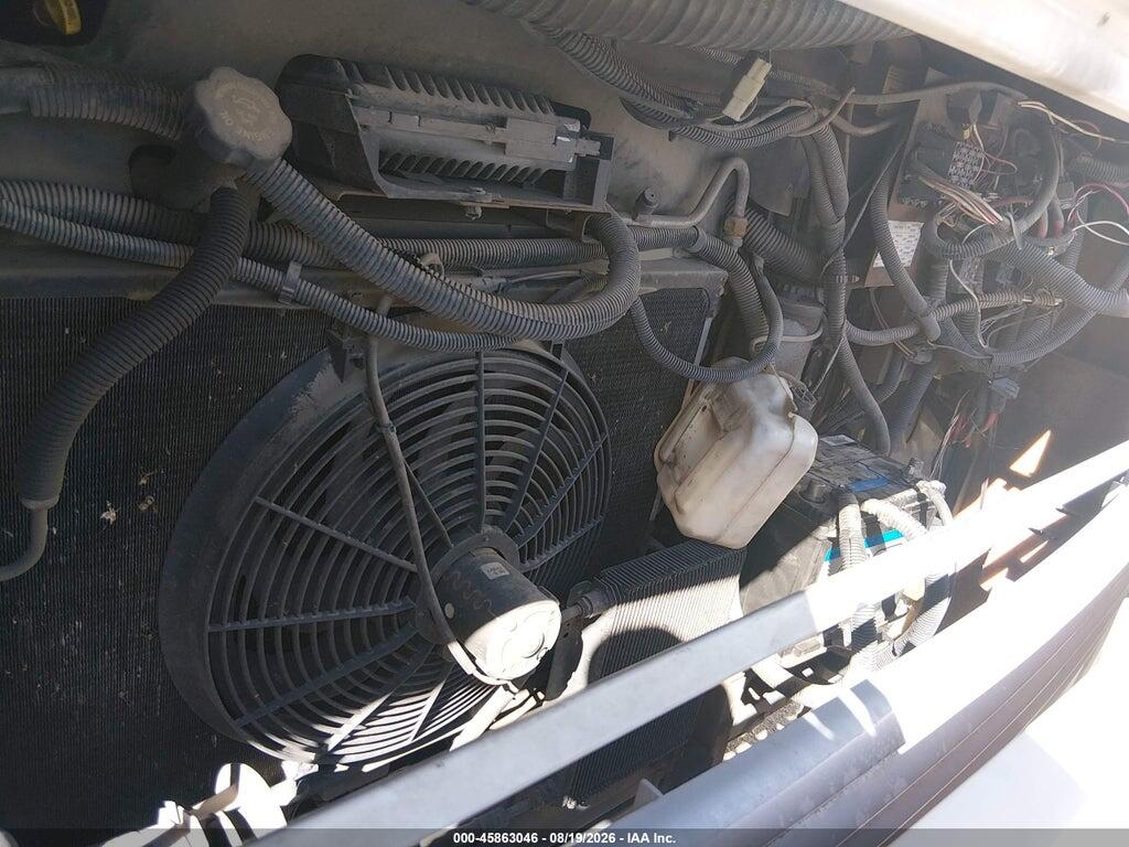5B4LP37J5Y3321136 2000 WORKHORSE CUSTOM CHASSIS MOTORHOME CHASSIS photo no. 10