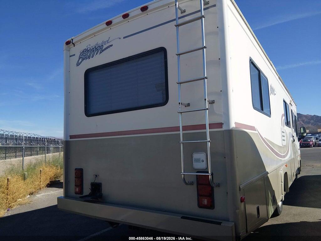 5B4LP37J5Y3321136 2000 WORKHORSE CUSTOM CHASSIS MOTORHOME CHASSIS photo no. 4
