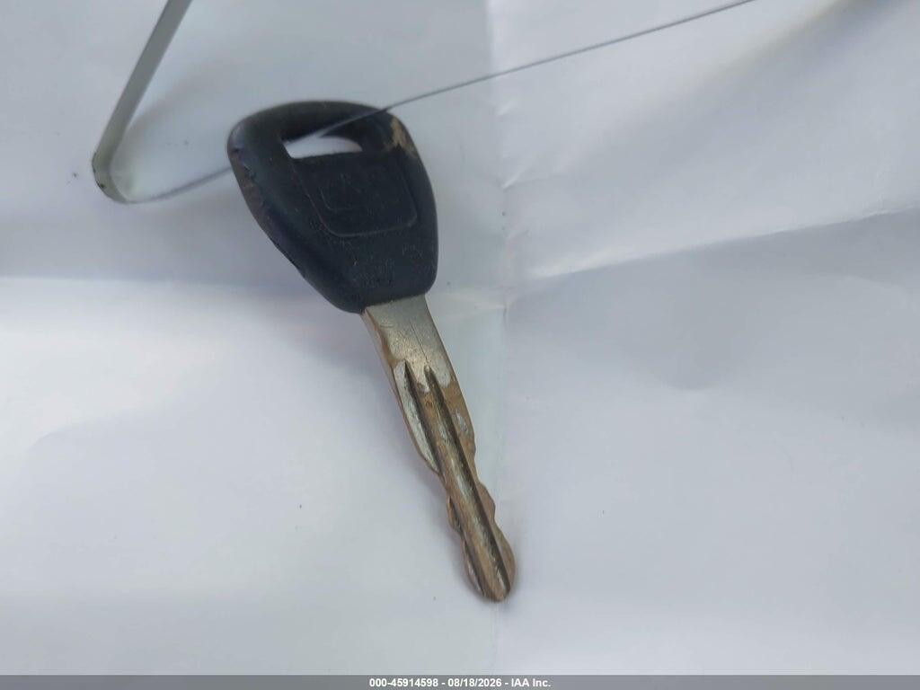 1HGEM22972L091031 2002 HONDA CIVIC photo no. 11