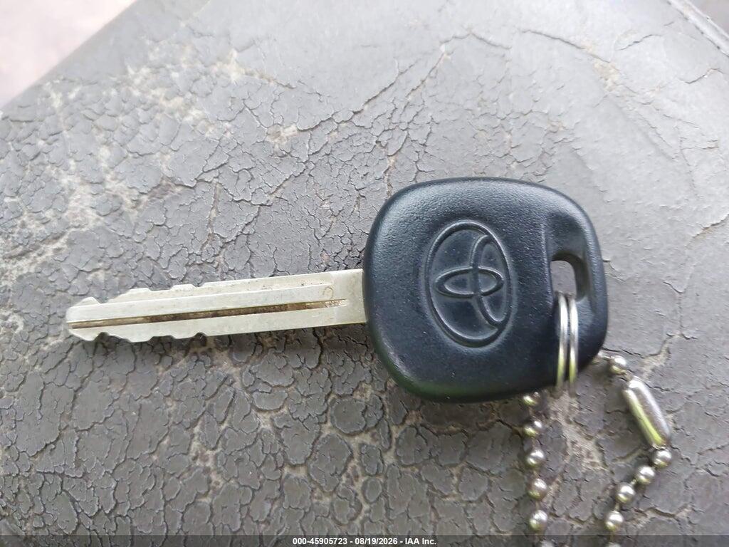 4T1BF30K32U531680 2002 TOYOTA CAMRY photo no. 11