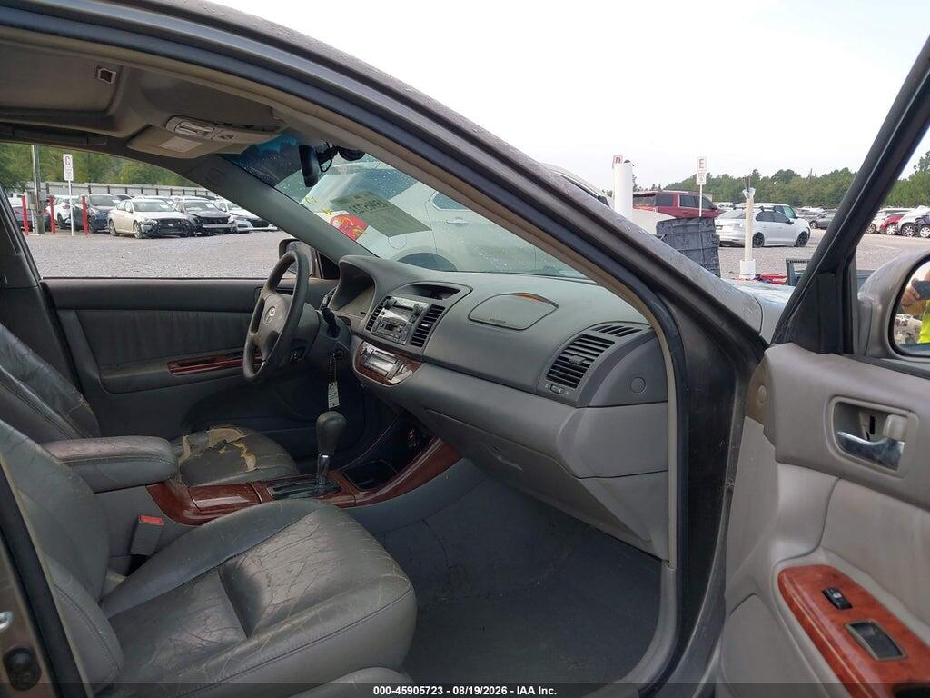 4T1BF30K32U531680 2002 TOYOTA CAMRY photo no. 5