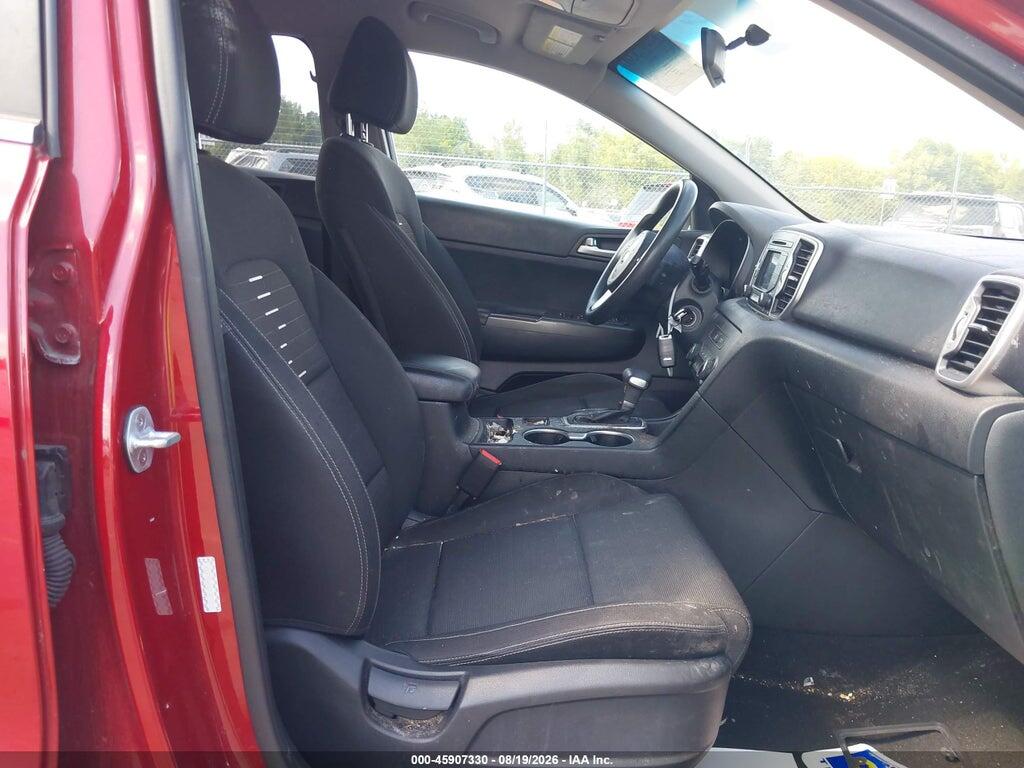 KNDPMCAC6J7449379 2018 KIA SPORTAGE photo no. 5