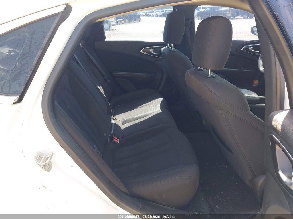 1C3CCCAB5GN132064 2016 CHRYSLER 200 photo no. 8