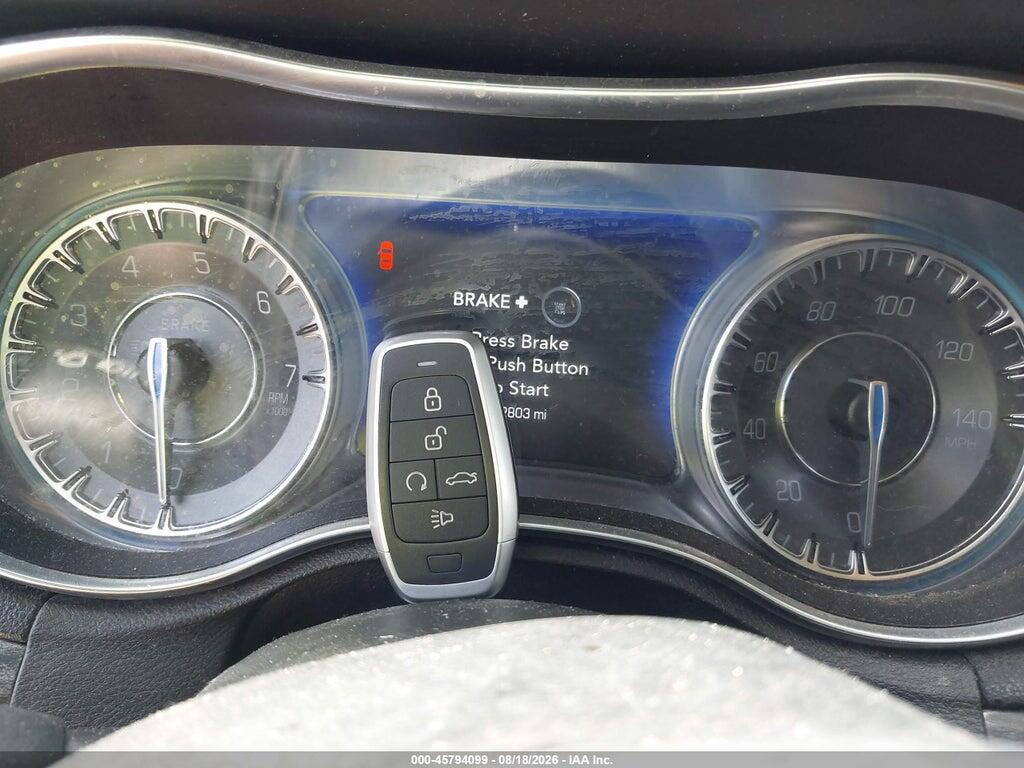 2C3CCAAG0KH727194 2019 CHRYSLER 300 photo no. 11