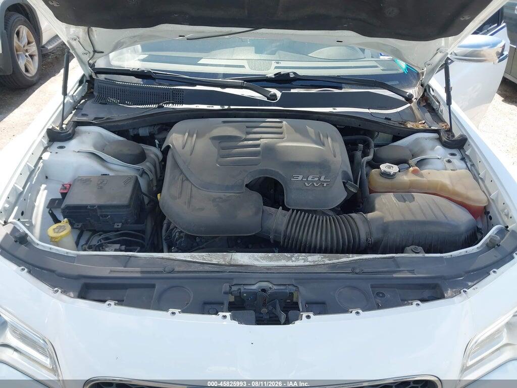 2C3CCAEG2KH631237 2019 CHRYSLER 300 photo no. 10