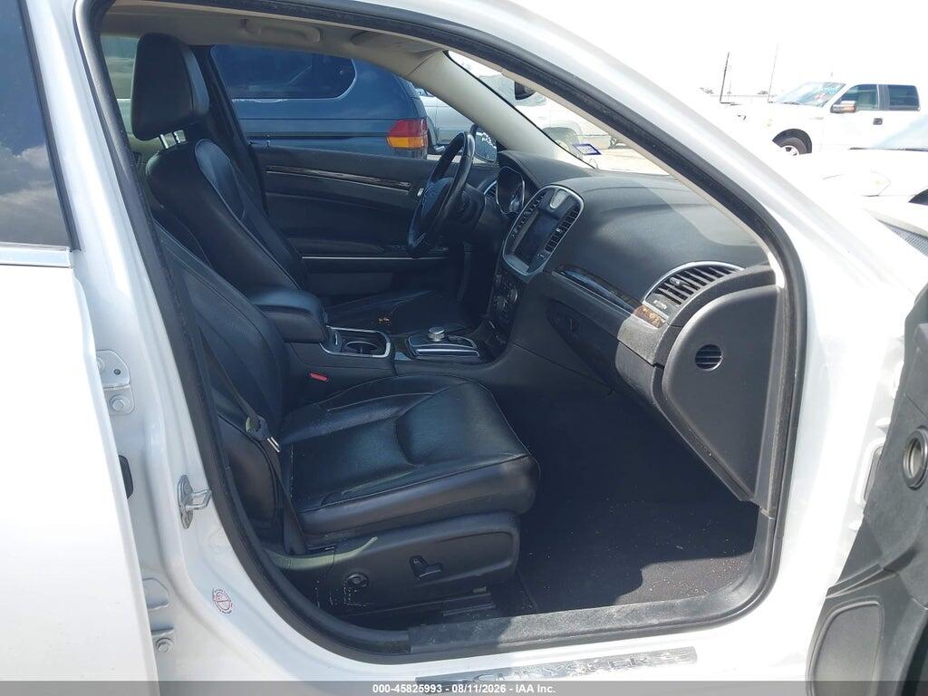 2C3CCAEG2KH631237 2019 CHRYSLER 300 photo no. 5