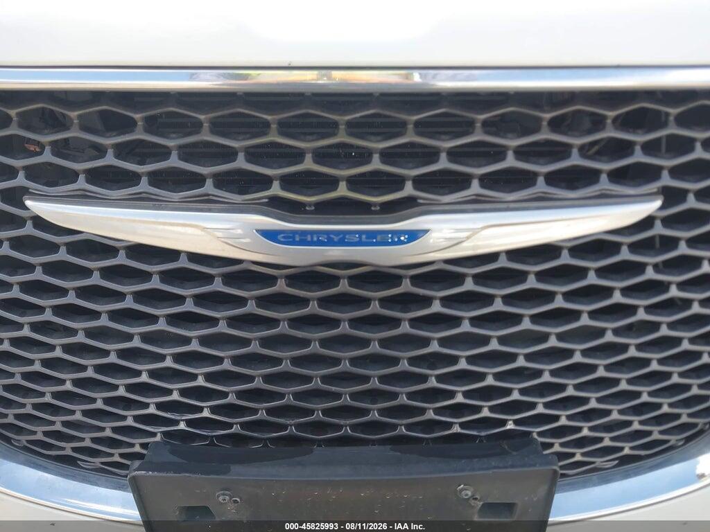 2C3CCAEG2KH631237 2019 CHRYSLER 300 photo no. 6