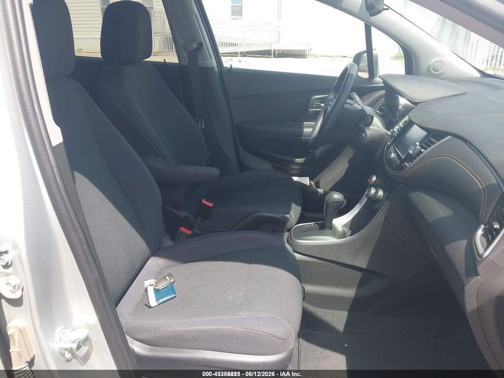 3GNCJNSB2HL267510 2017 CHEVROLET TRAX photo no. 5
