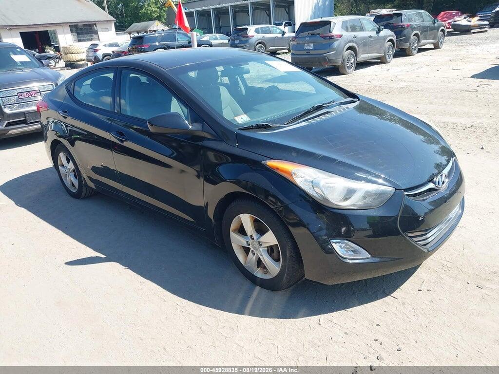2013 HYUNDAI ELANTRA 5NPDH4AE5DH321830