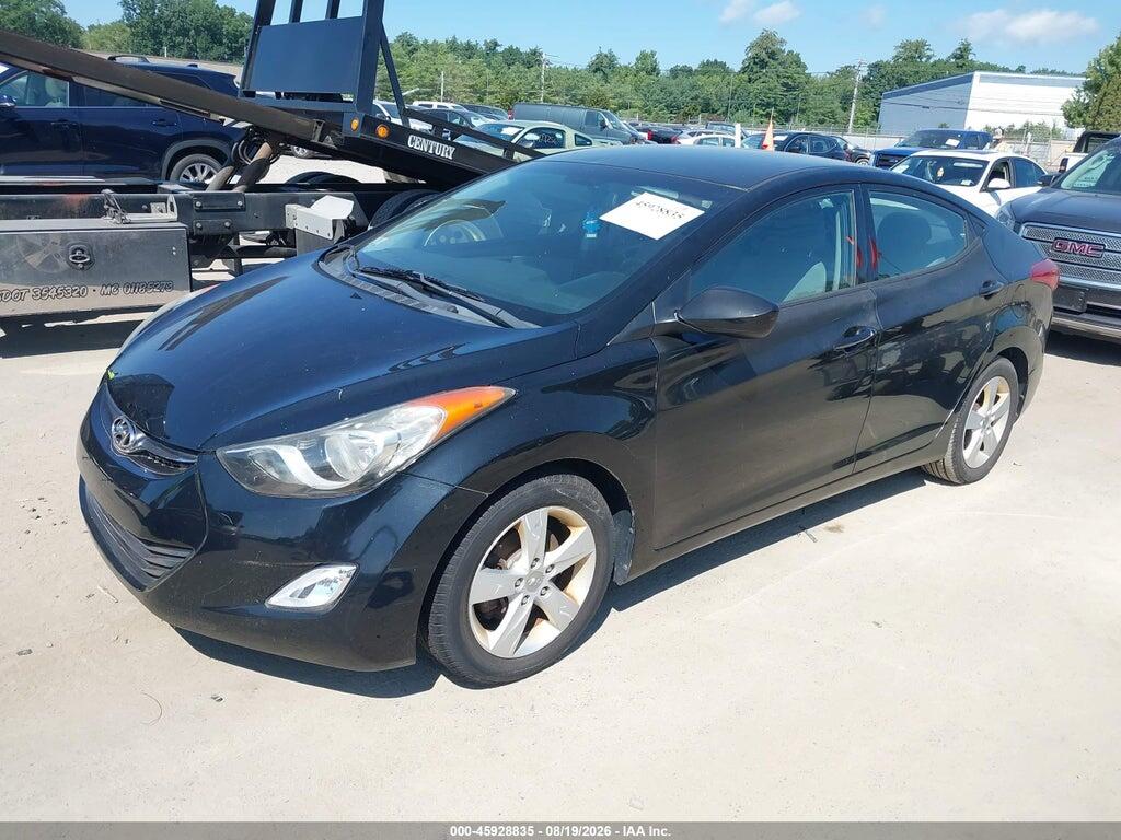 5NPDH4AE5DH321830 2013 HYUNDAI ELANTRA photo no. 2