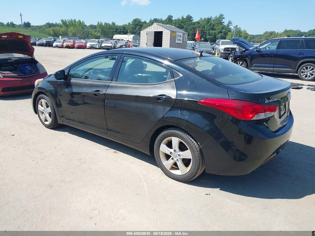 5NPDH4AE5DH321830 2013 HYUNDAI ELANTRA photo no. 3