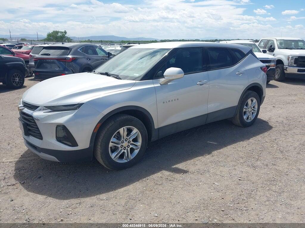 3GNKBHR40MS553485 2021 CHEVROLET BLAZER photo no. 2