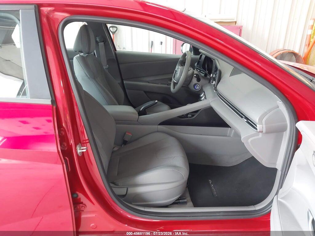 5NPLL4AG1MH045951 2021 HYUNDAI ELANTRA photo no. 5
