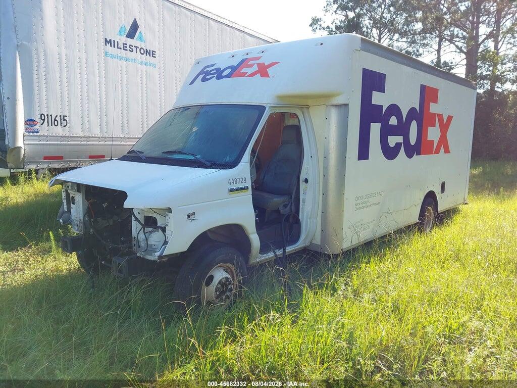 1FDWE3FK7MDC17495 2021 FORD E-350 CUTAWAY photo no. 2
