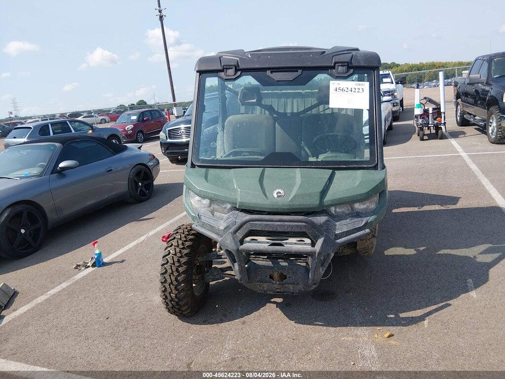 3JBUGAX42RK000098 2024 CAN-AM DEFENDER photo no. 5