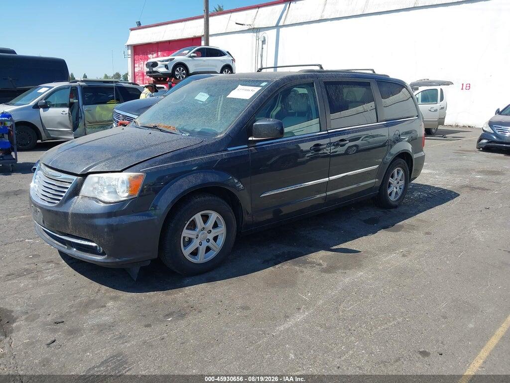 2C4RC1BG4DR595171 2013 CHRYSLER TOWN & COUNTRY photo no. 2