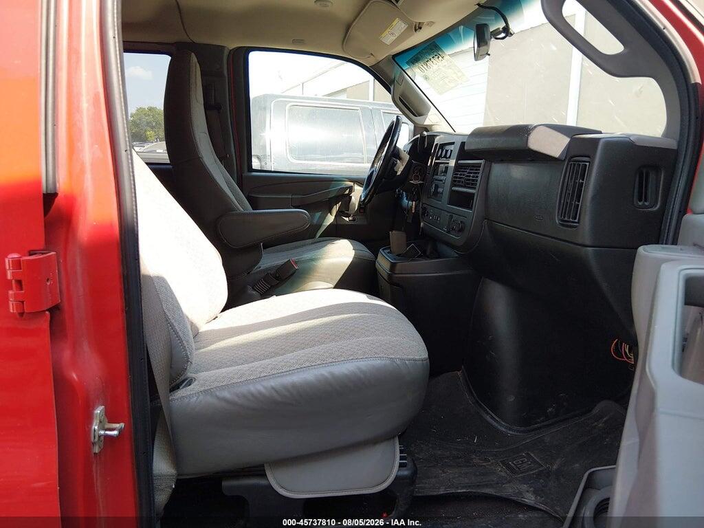 1GAZGNFP4L1256377 2020 CHEVROLET EXPRESS PASSENGER photo no. 5