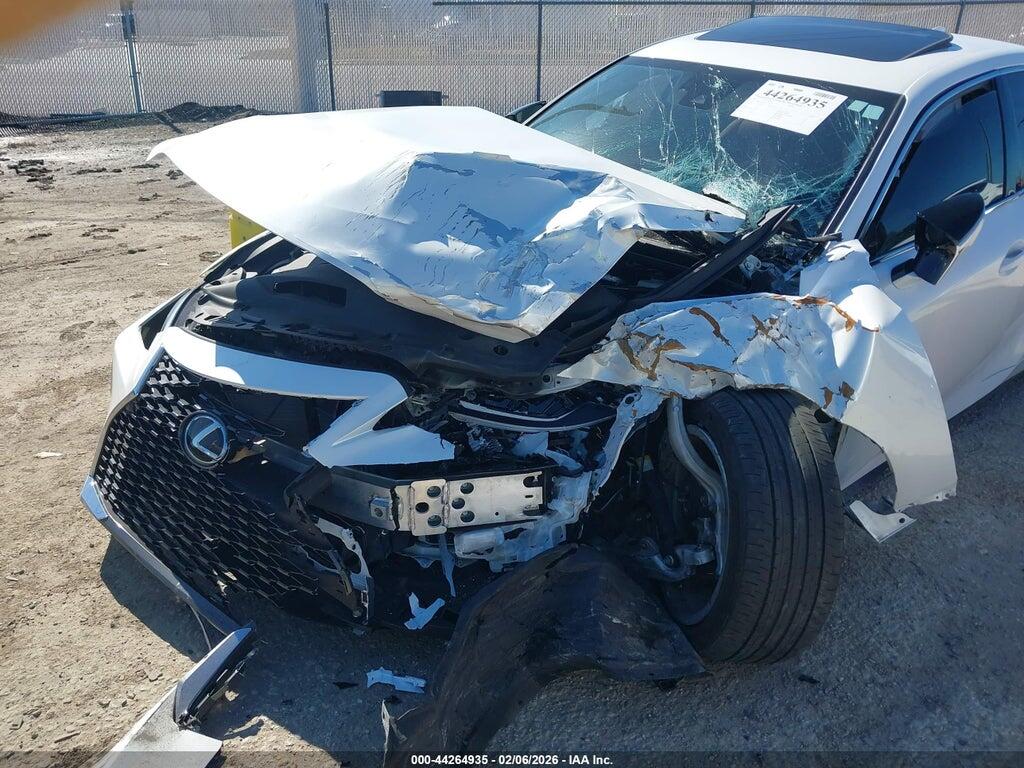 JTHDA1D20S5133300 2025 LEXUS IS 300 photo no. 6