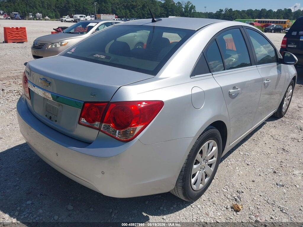 1G1PF5S95B7308967 2011 CHEVROLET CRUZE photo no. 4