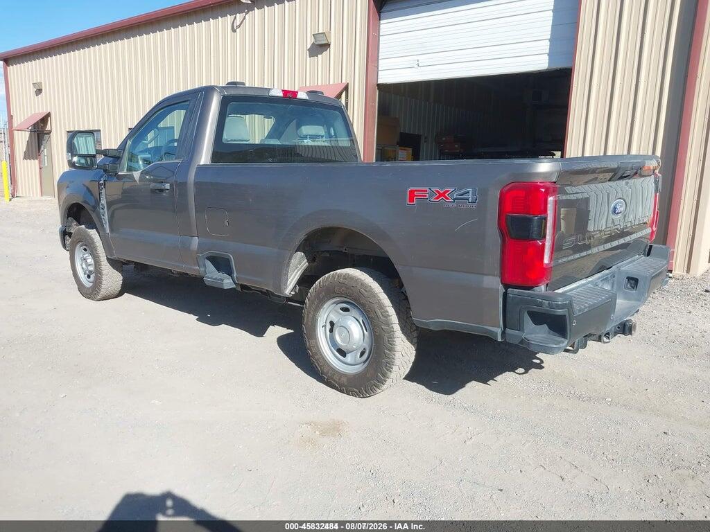1FTRF2BA8PED37746 2023 FORD F-250 photo no. 3