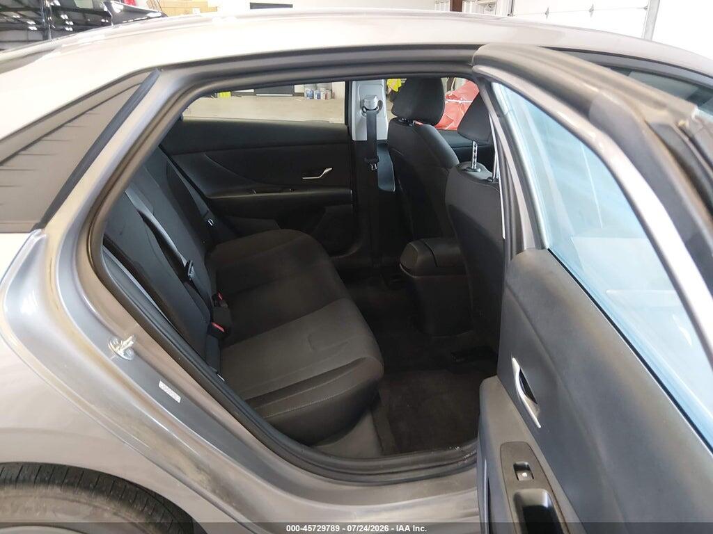 KMHLL4AG1PU550104 2023 HYUNDAI ELANTRA photo no. 8