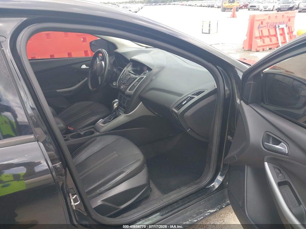 1FAHP3K22CL284285 2012 FORD FOCUS photo no. 5