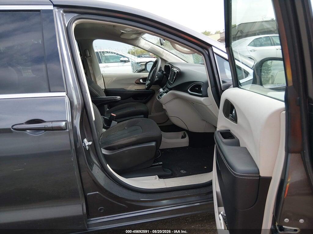 2C4RC1CG6NR166498 2022 CHRYSLER VOYAGER photo no. 5