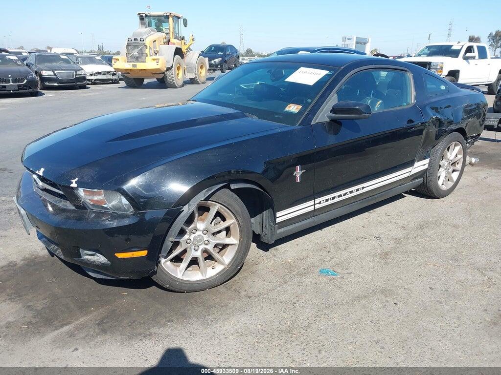 1ZVBP8AM5B5105236 2011 FORD MUSTANG photo no. 2