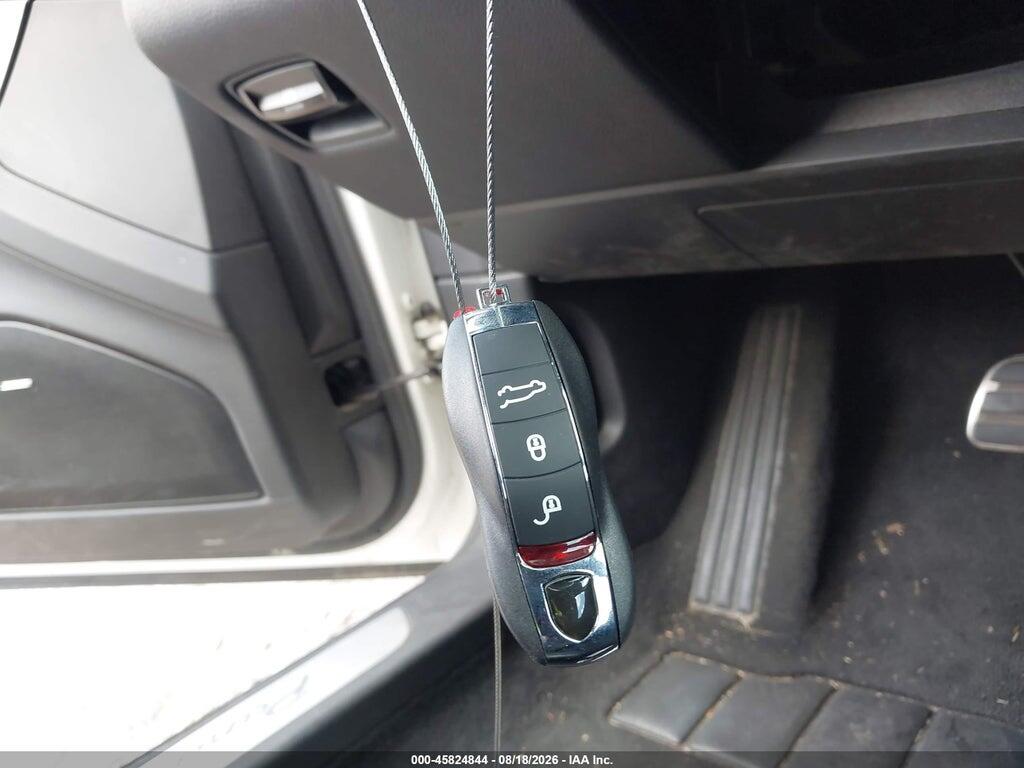 WP0AA2A73CL071611 2012 PORSCHE PANAMERA photo no. 11