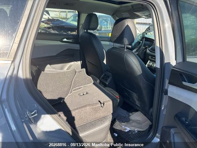 3VVLX7B2XNM087105 2022 VOLKSWAGEN TAOS COMFORTLINE 1.5 TSI photo no. 8