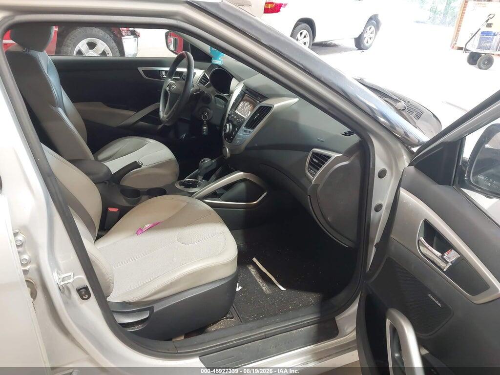 KMHTC6AD6CU056901 2012 HYUNDAI VELOSTER photo no. 5