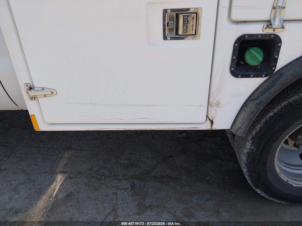 1FD8W3HT3CEA50721 2012 FORD F-350 CHASSIS photo no. 6