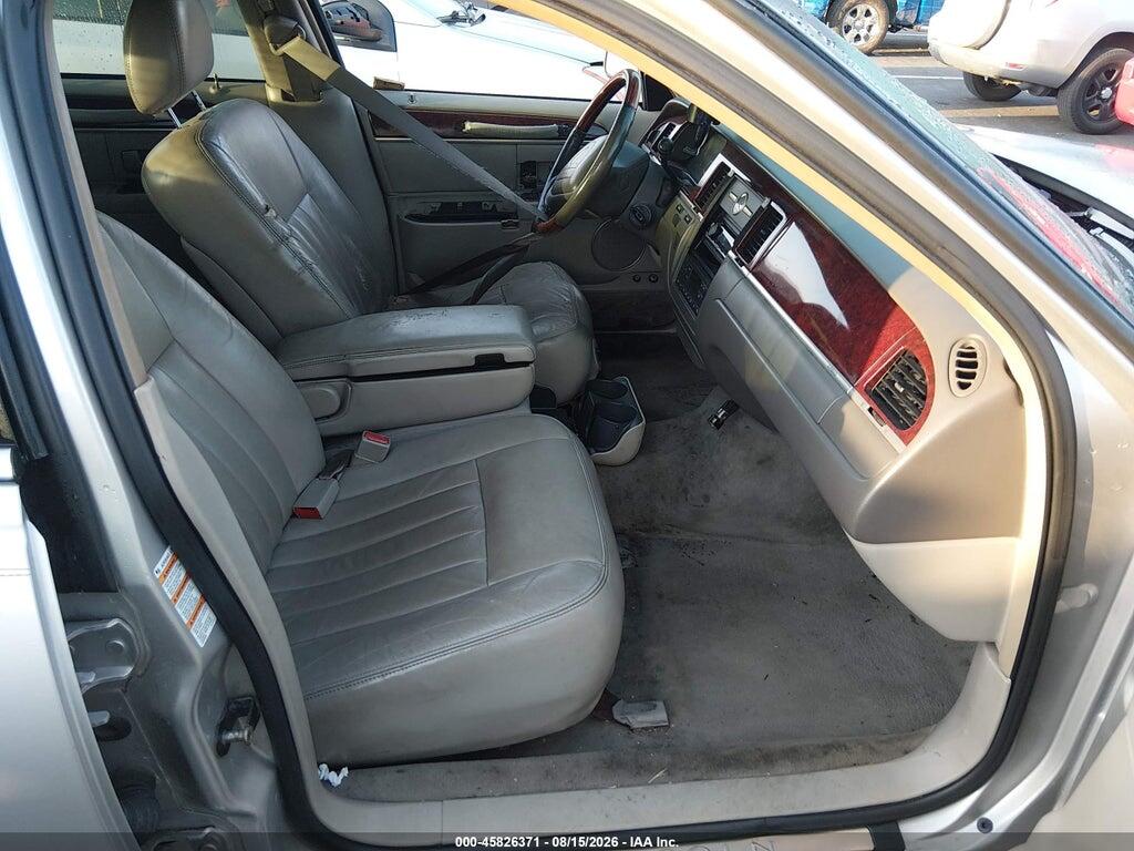 1LNHM82W03Y685447 2003 LINCOLN TOWN CAR photo no. 5