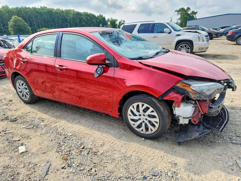 2017 TOYOTA COROLLA LE — Фото 4 из 12