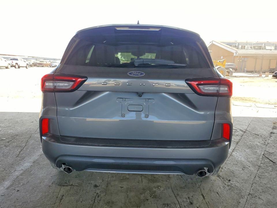 2023 FORD ESCAPE ST LINE — Фото 6 из 12