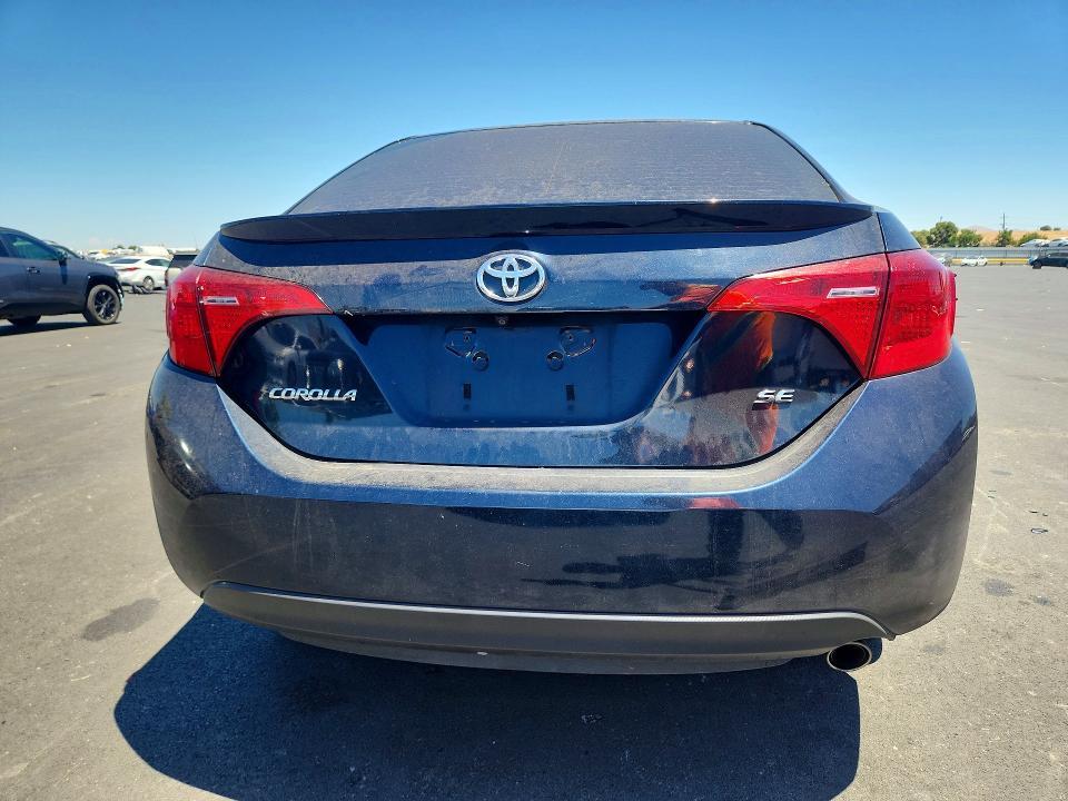 2019 TOYOTA COROLLA SE — Фото 6 из 12