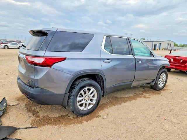 1GNERFKW6JJ229365 2018 CHEVROLET TRAVERSE photo no. 3