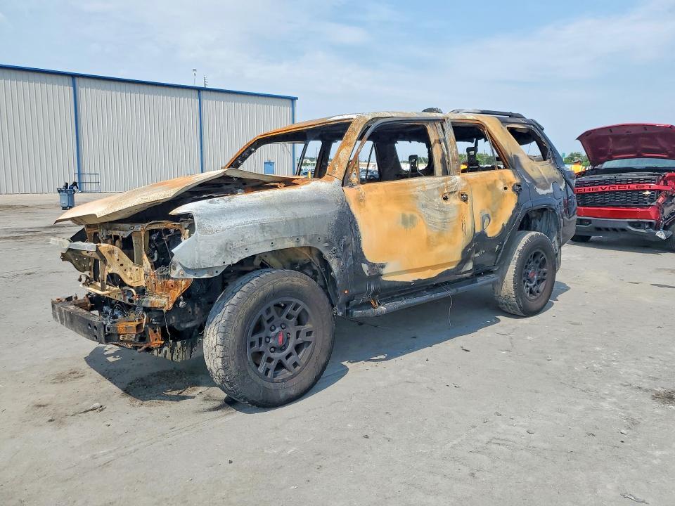 2018 TOYOTA 4RUNNER JTEBU5JR2J5498435