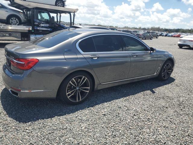 2018 BMW 740 XE — Фото 3 из 12