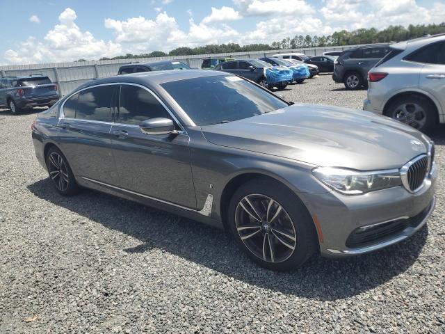 2018 BMW 740 XE — Фото 4 из 12