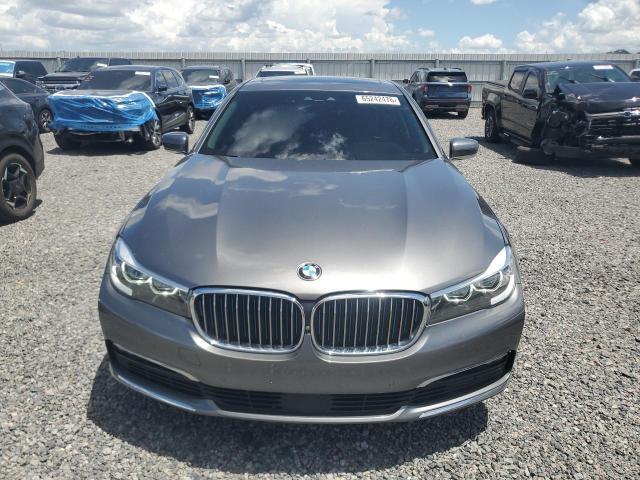 2018 BMW 740 XE — Фото 5 из 12