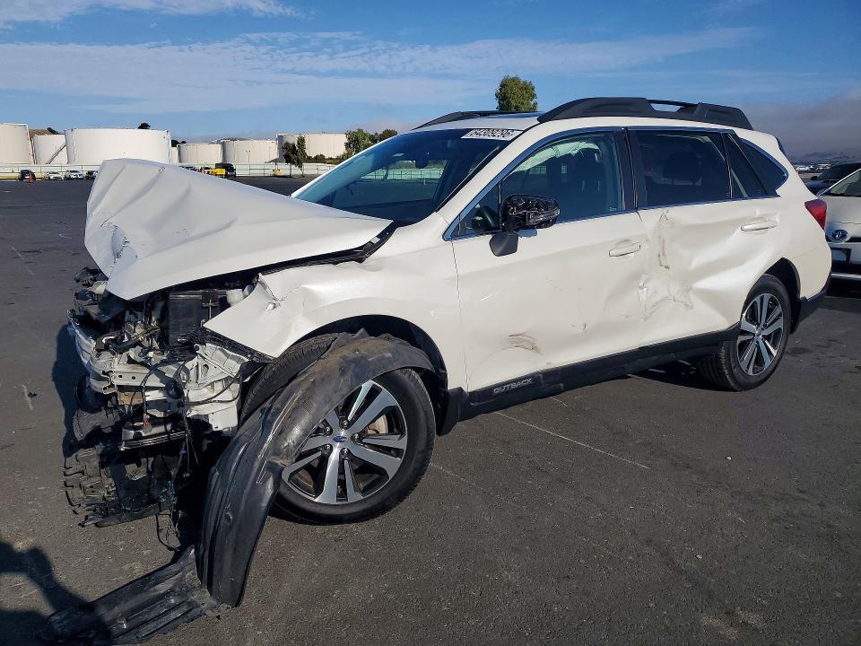 2018 SUBARU OUTBACK 4S4BSANC3J3347846