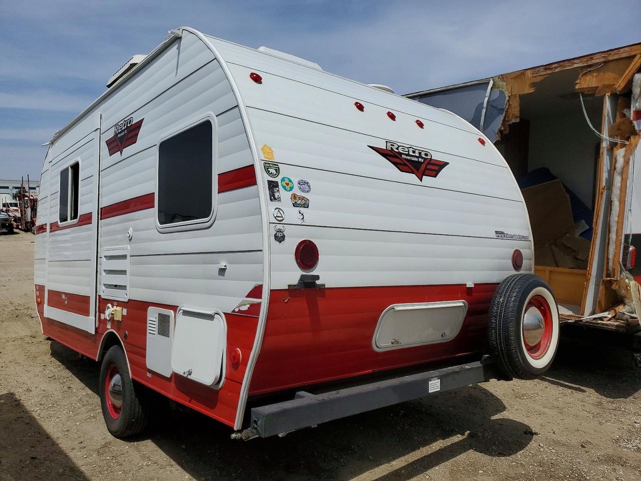 2018 RIVERSIDE TRAVEL TRAILER — Фото 3 из 10